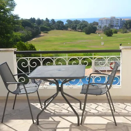 Villa By Galantevasques *